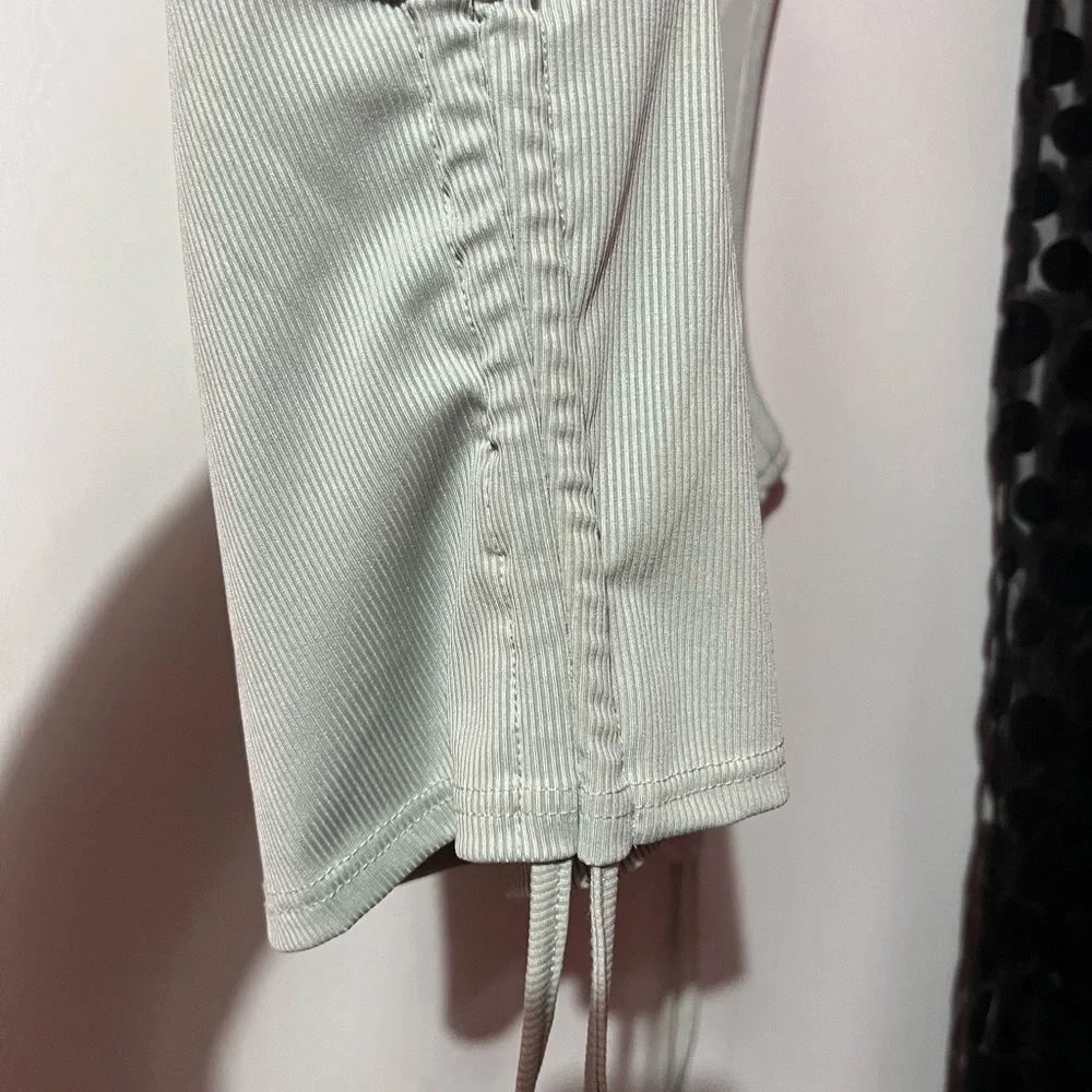 Shein Tank - Picture 3 of 3